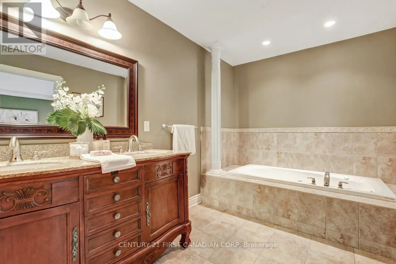 1447 KAINS WOODS TERRACE