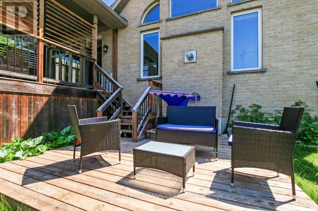 1447 KAINS WOODS TERRACE