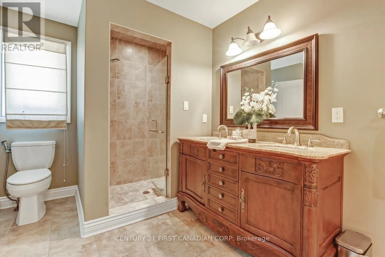 1447 KAINS WOODS TERRACE