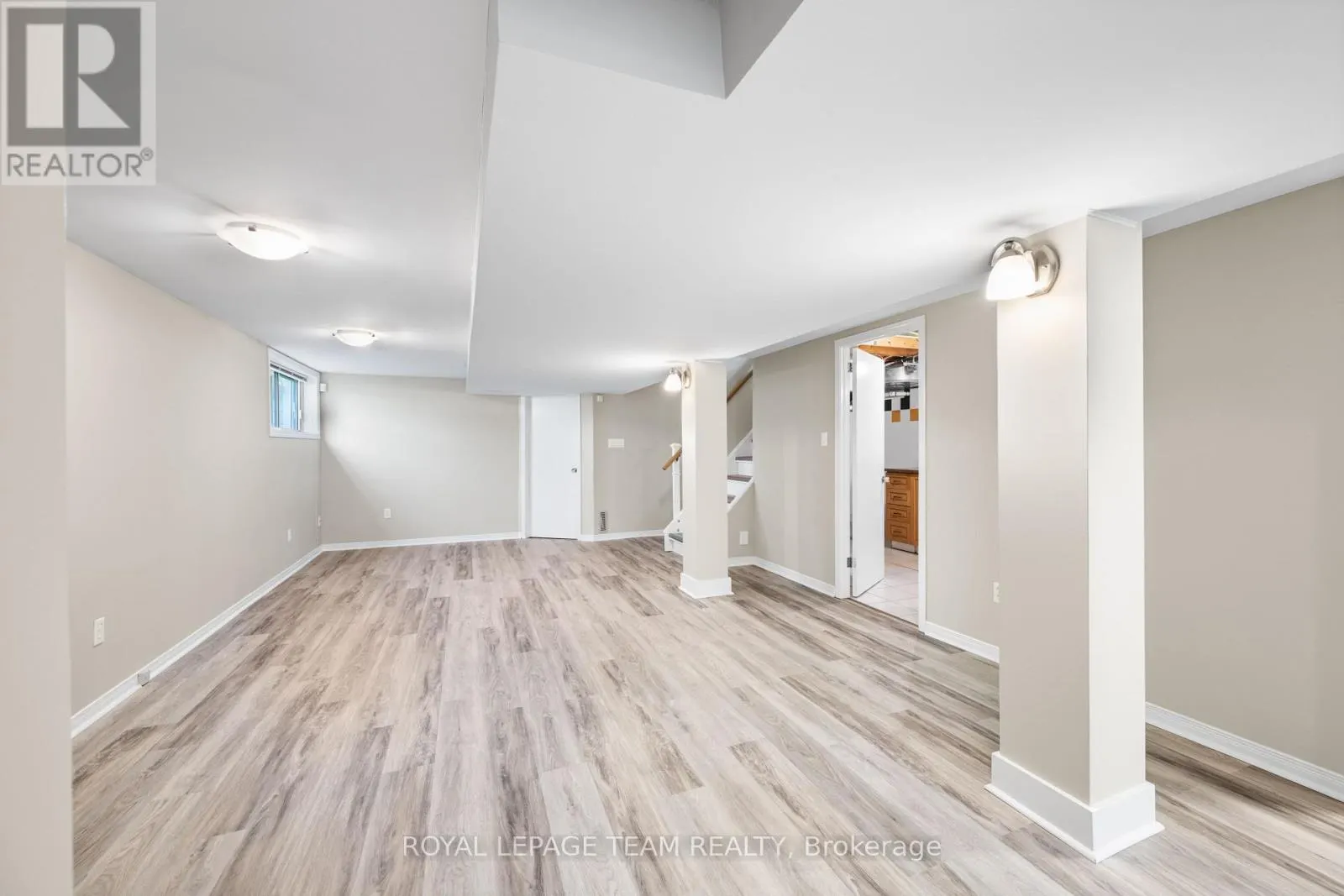 3 MILLBROOK CRESCENT