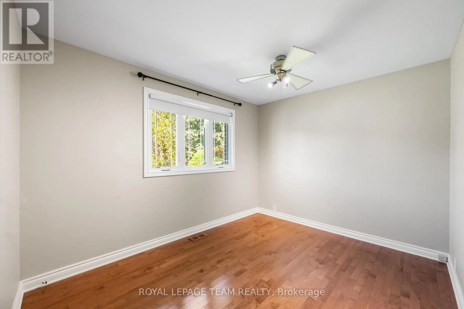 3 MILLBROOK CRESCENT
