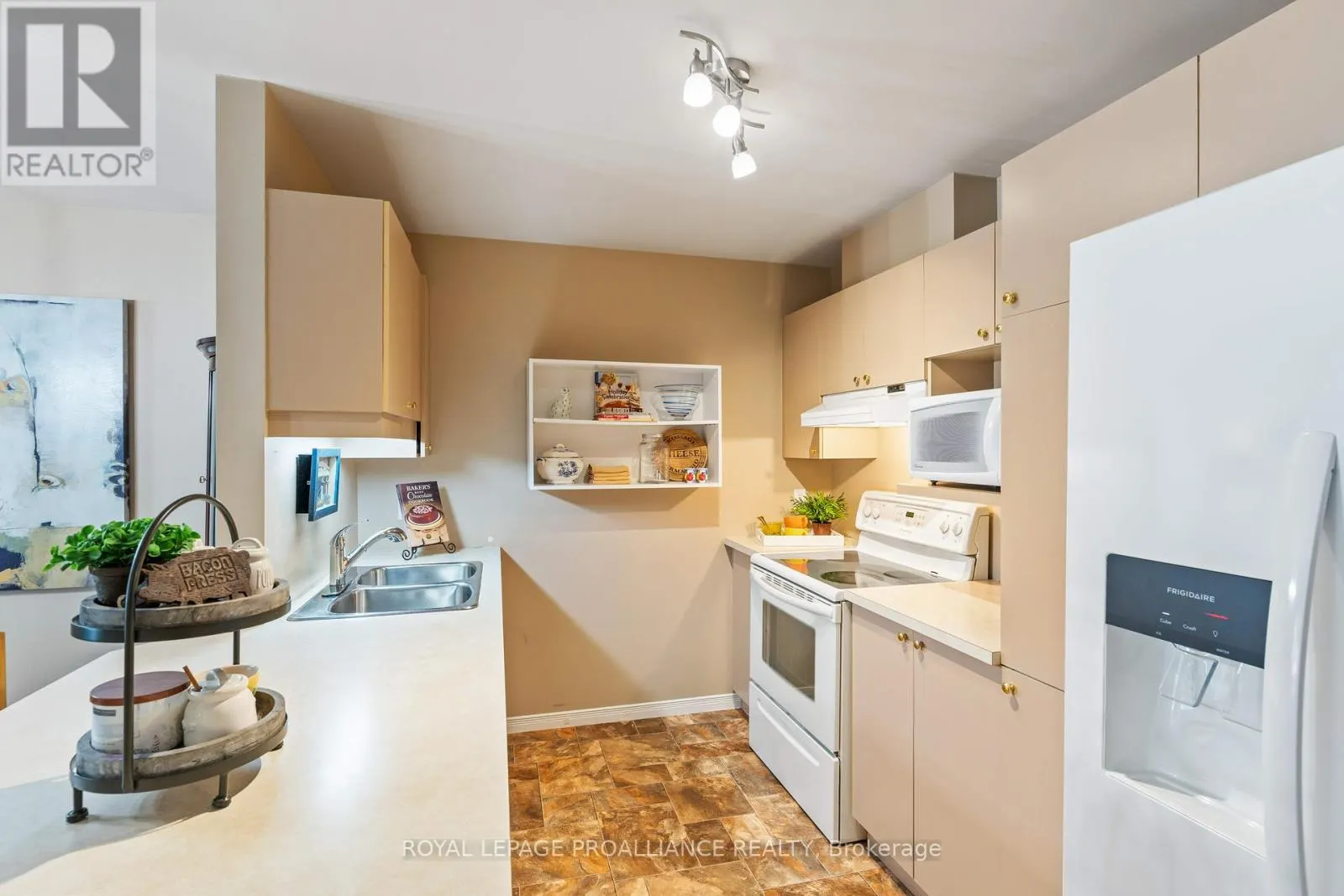 31 WIMOT YOUNG PLACE