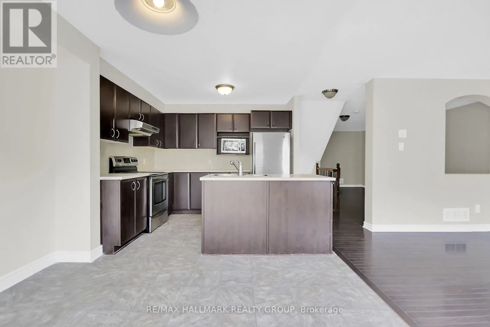 418 TEMISKAMING CRESCENT