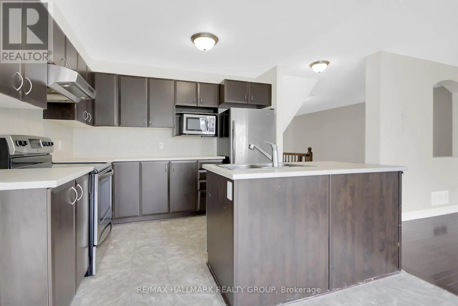418 TEMISKAMING CRESCENT