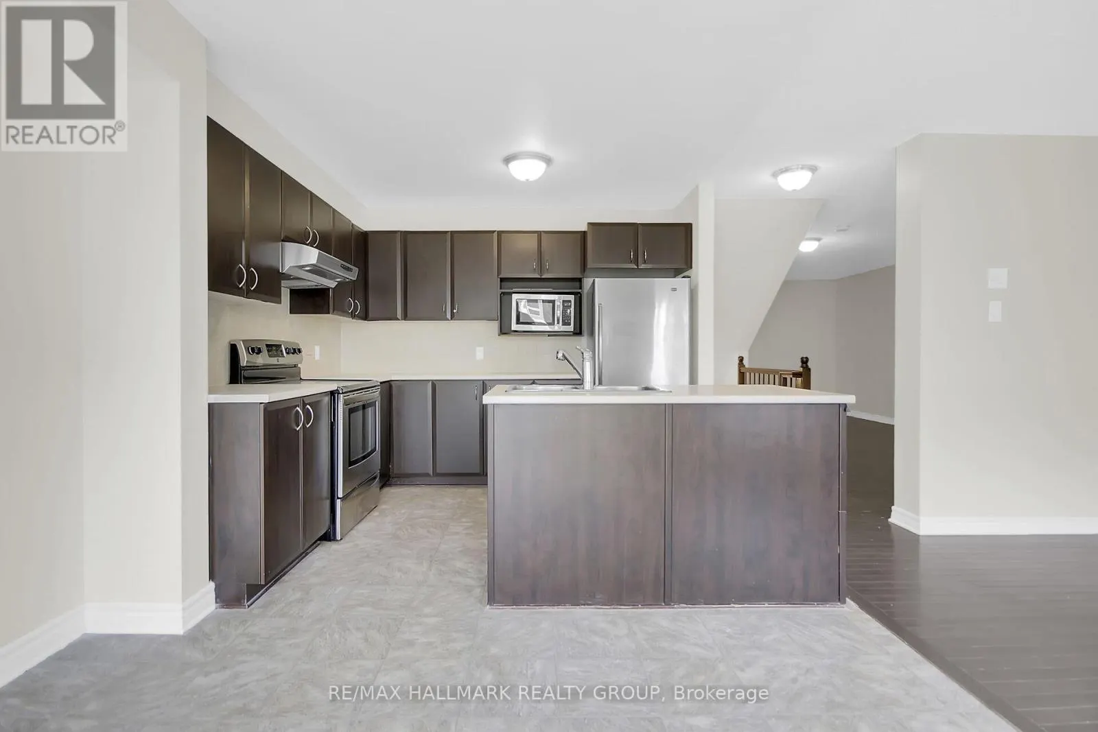 418 TEMISKAMING CRESCENT