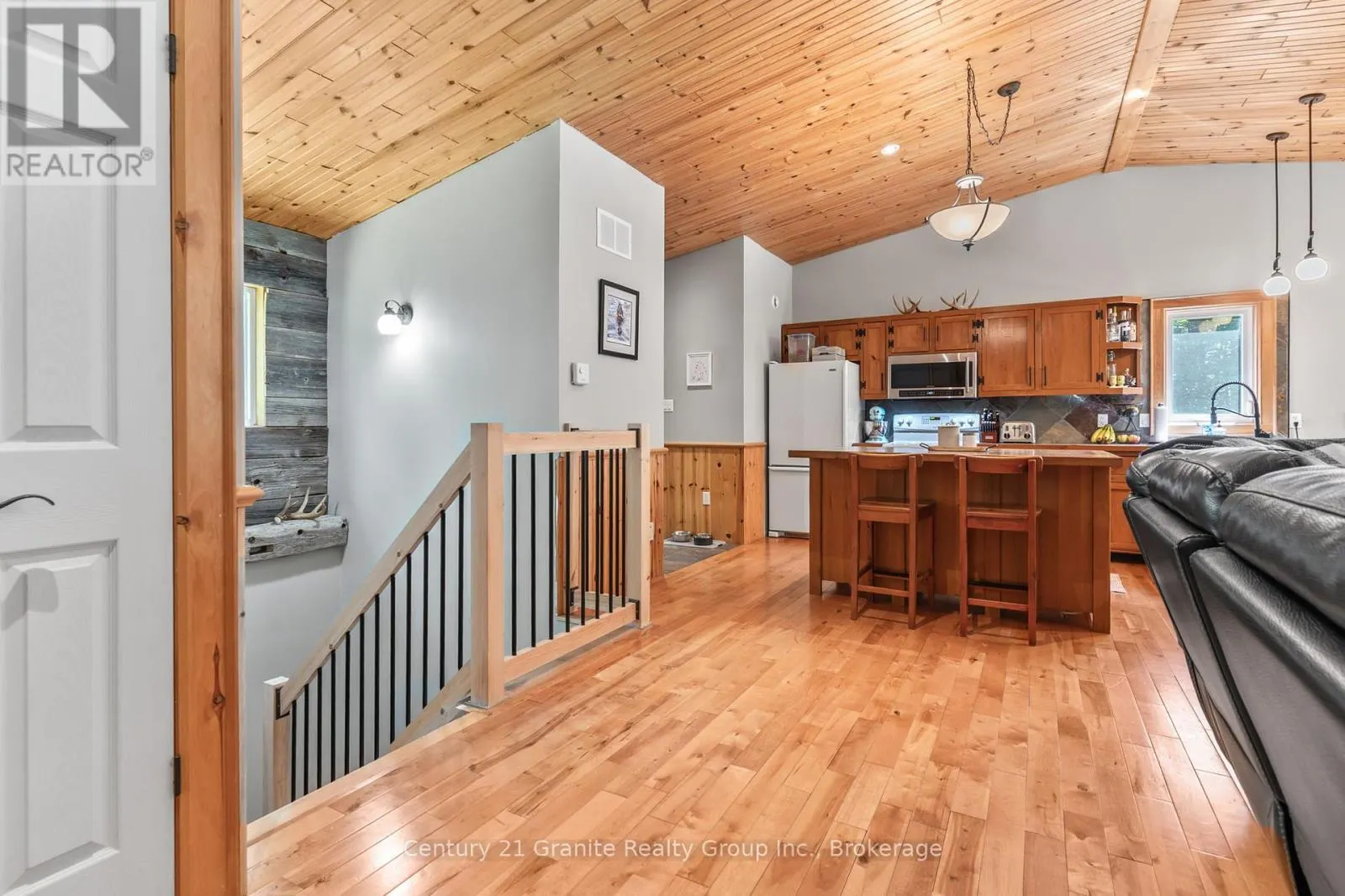 1012 REDNER ROAD