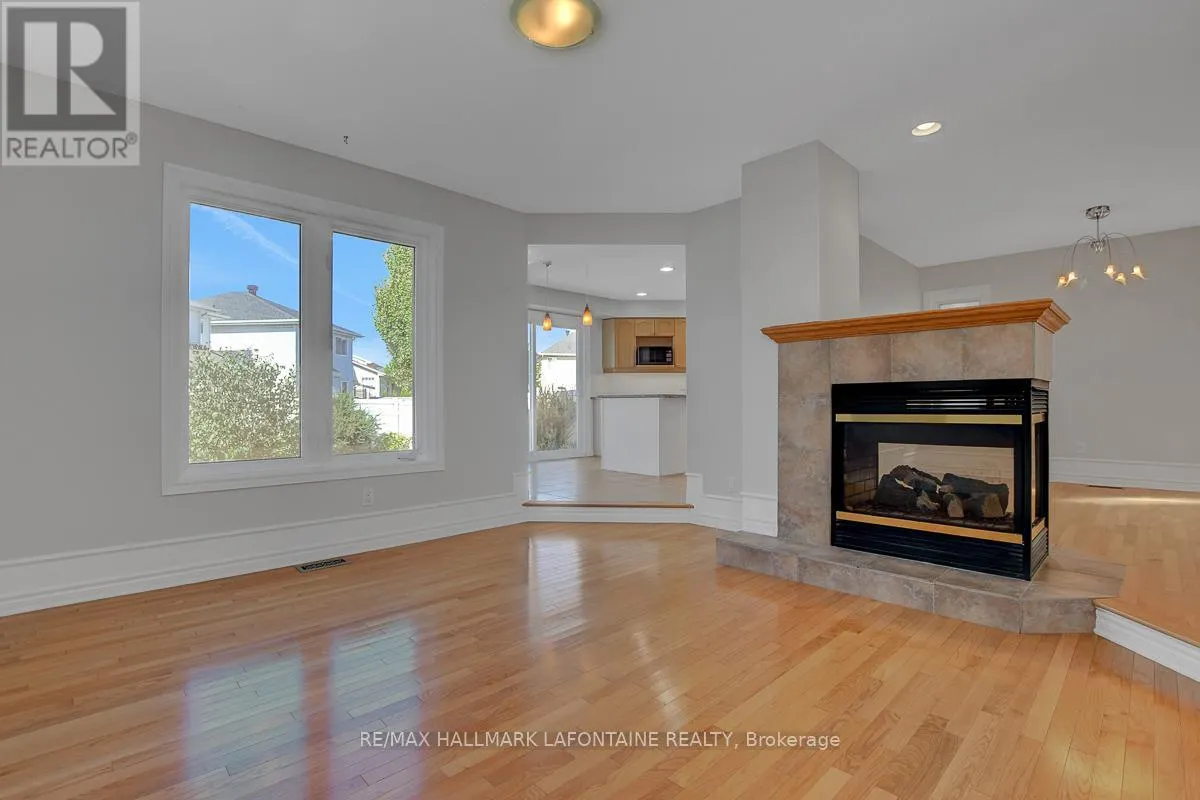 919 SCALA AVENUE