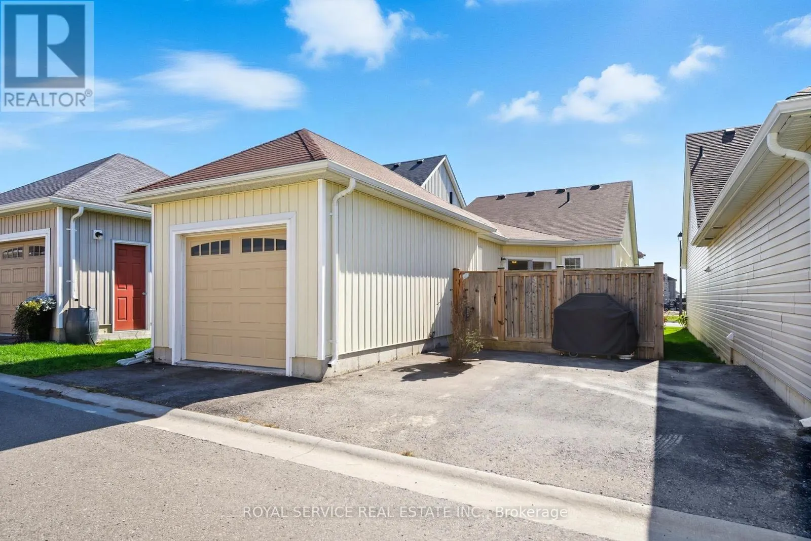 264 STRACHAN STREET