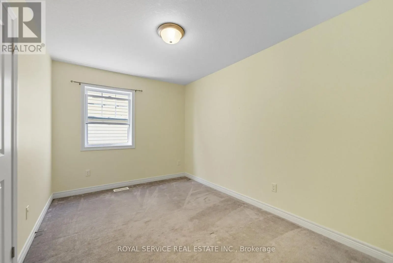 264 STRACHAN STREET