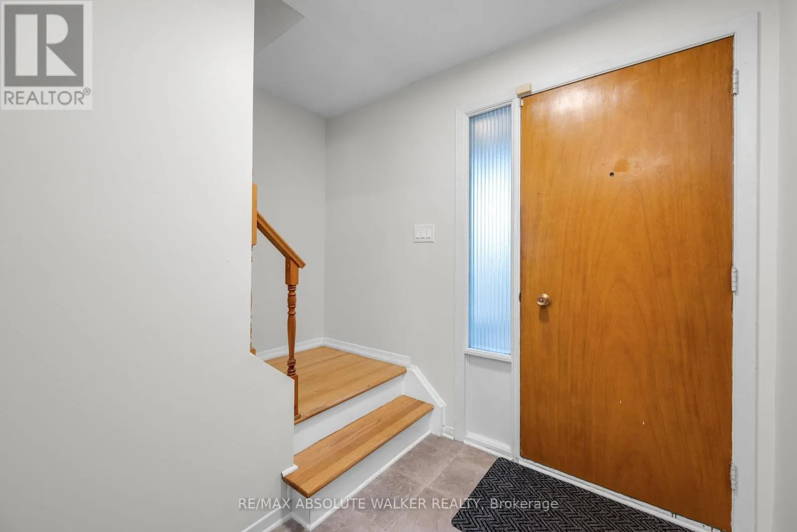 917 RAND AVENUE