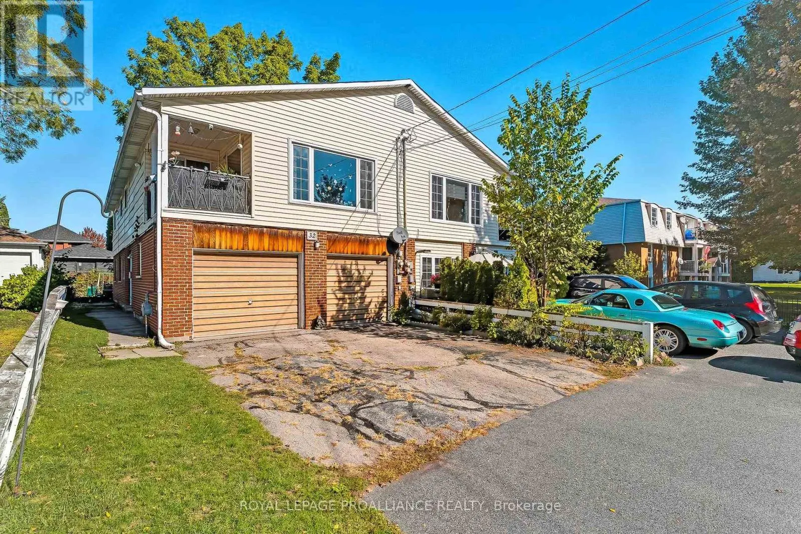 32 JAMES STREET W