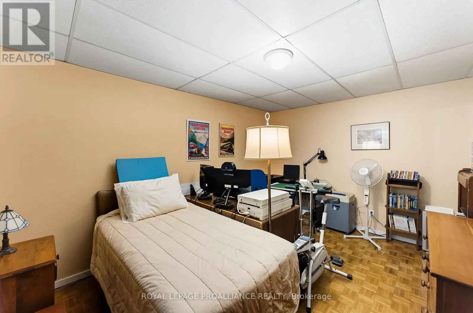 32 JAMES STREET W