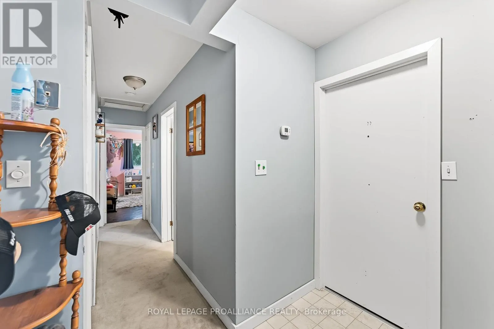 32 JAMES STREET W