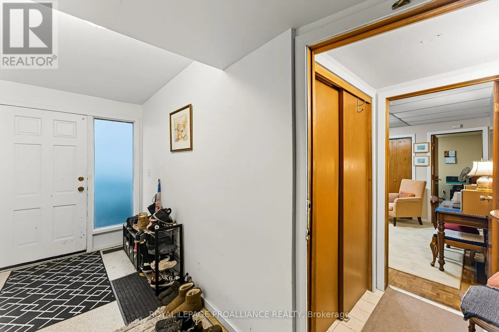 32 JAMES STREET W