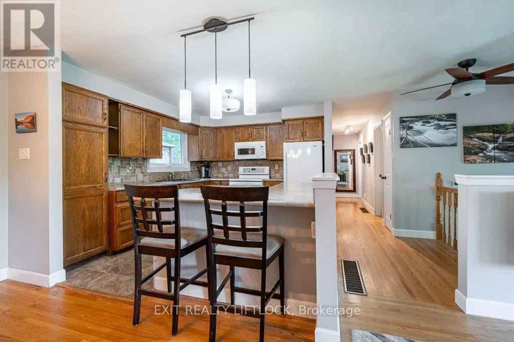 39 BEECHWOOD DRIVE