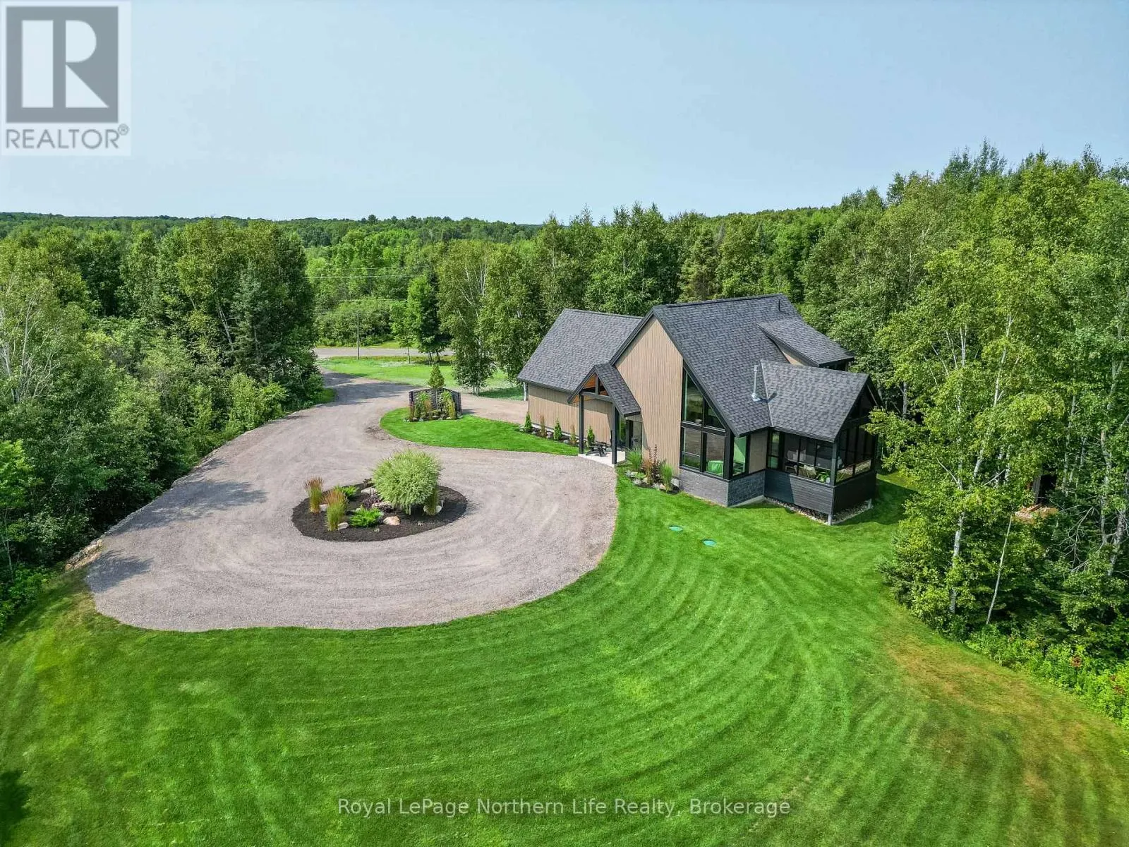 466 OUELLETTE ROAD