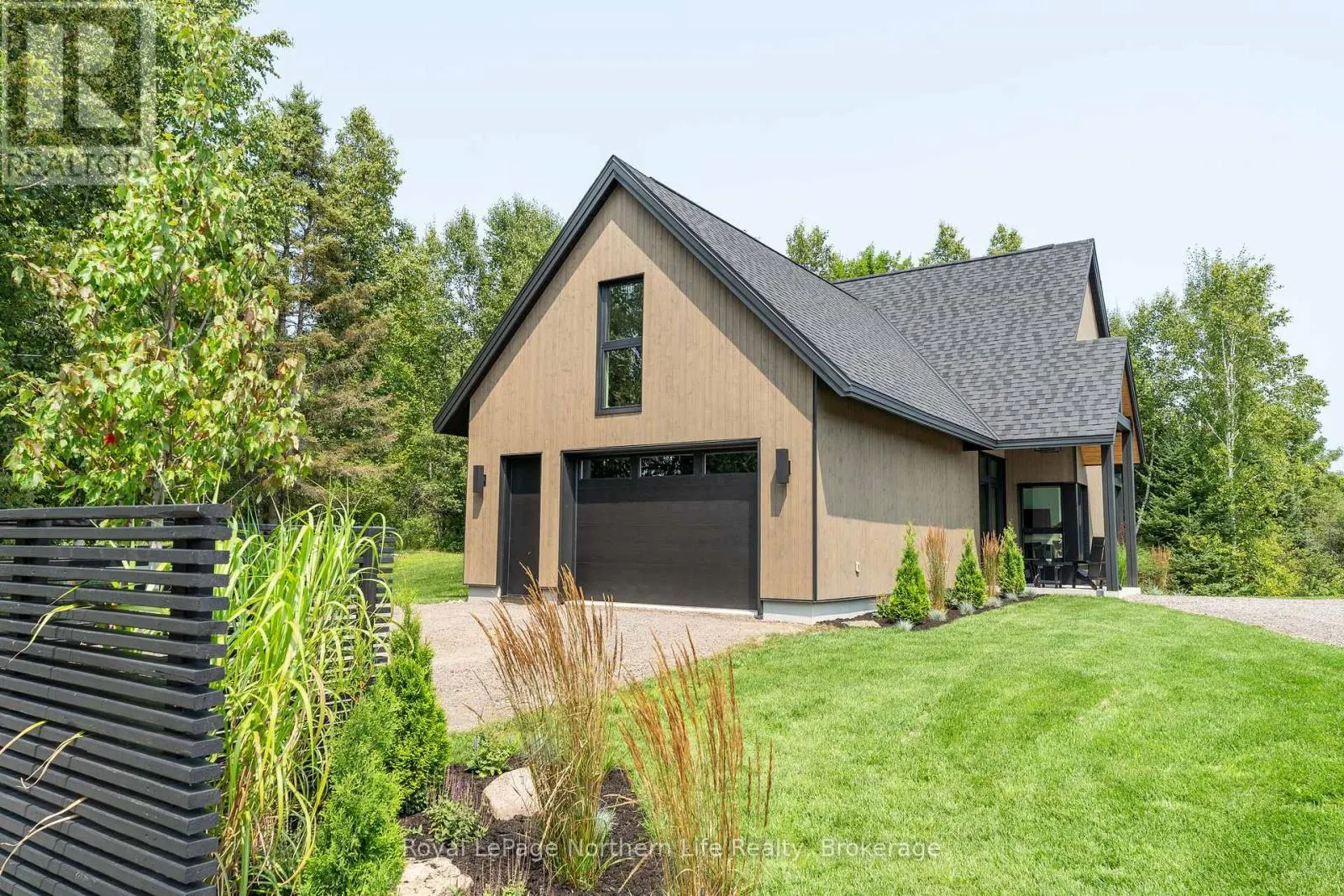 466 OUELLETTE ROAD
