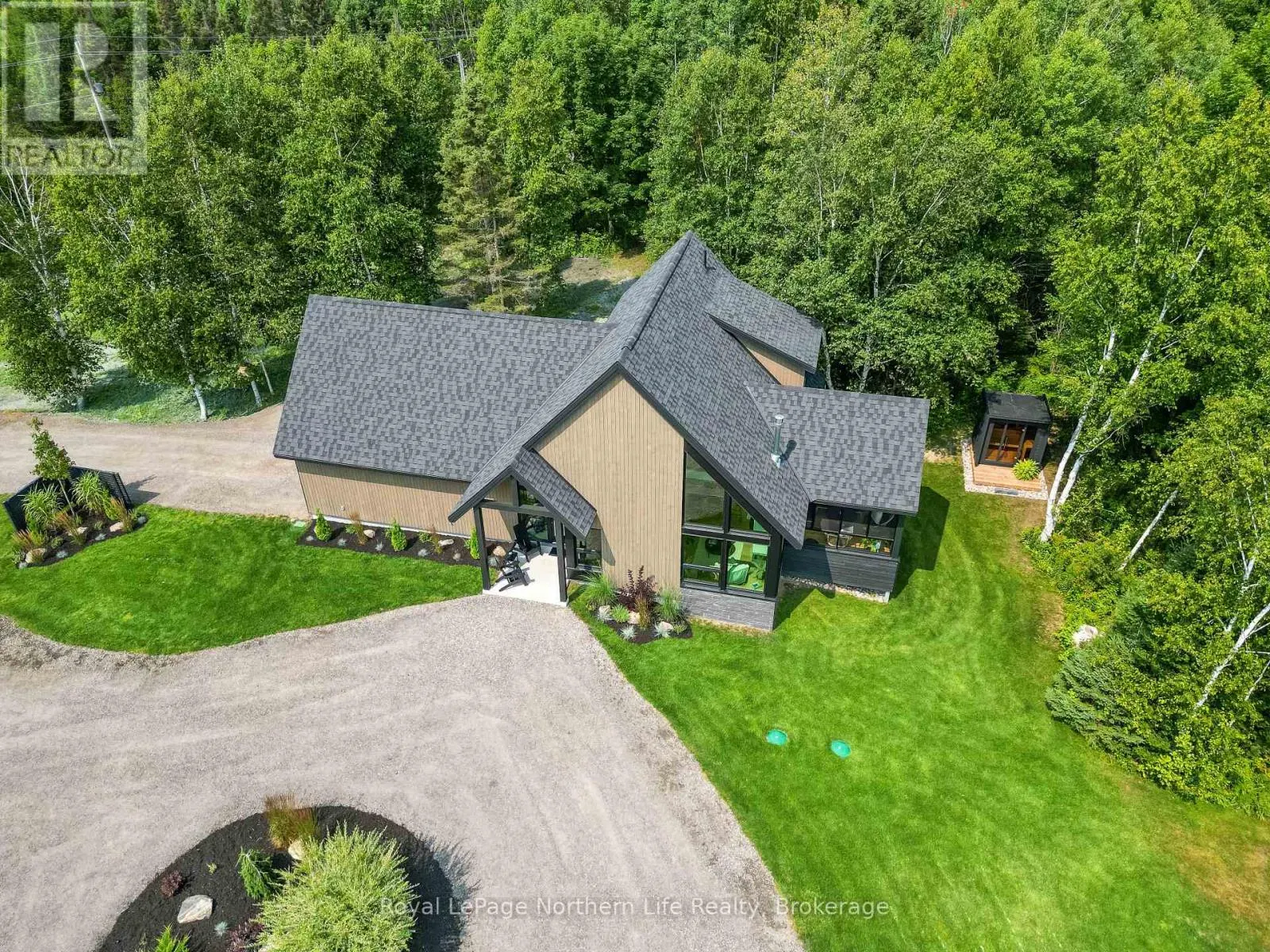 466 OUELLETTE ROAD