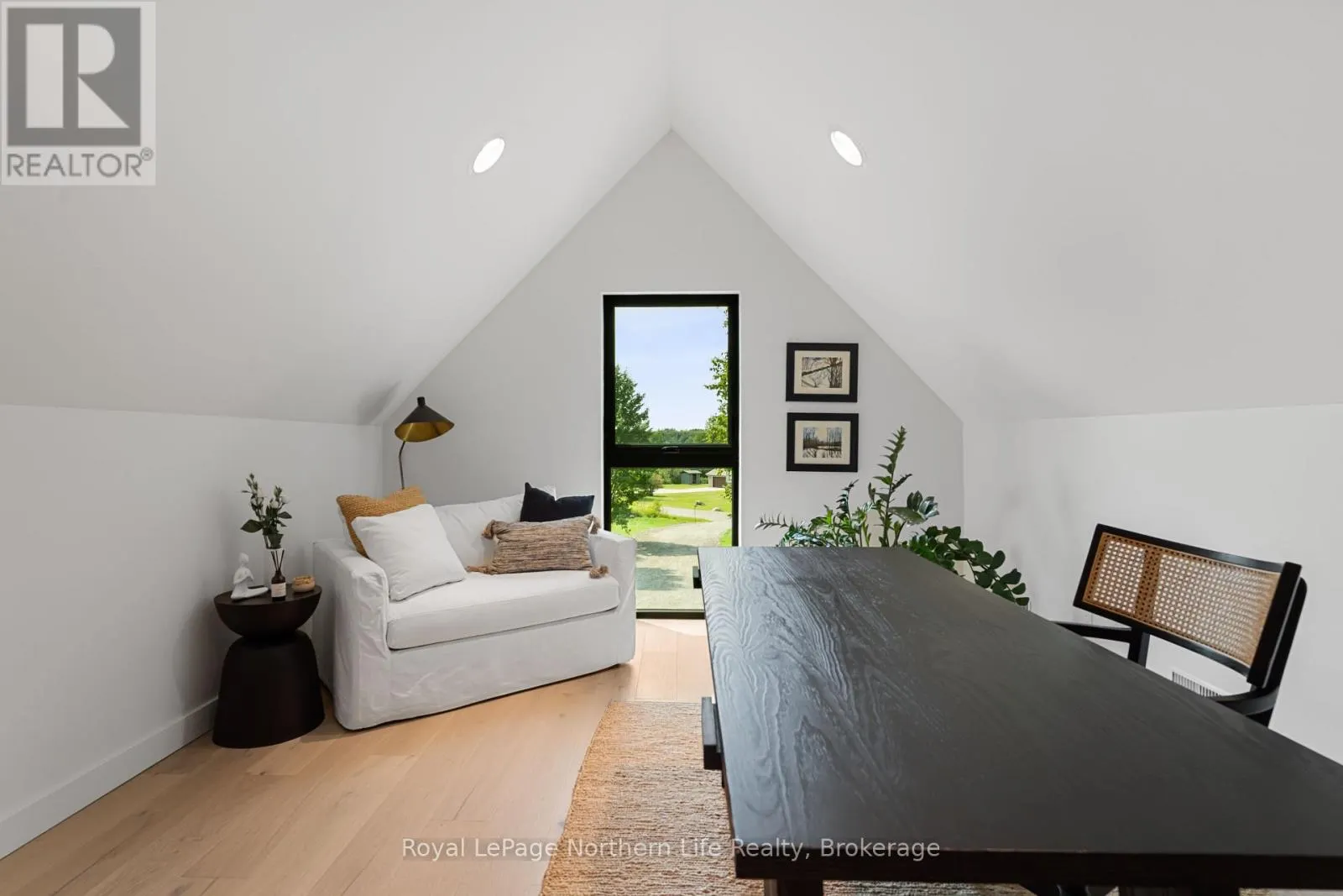 466 OUELLETTE ROAD