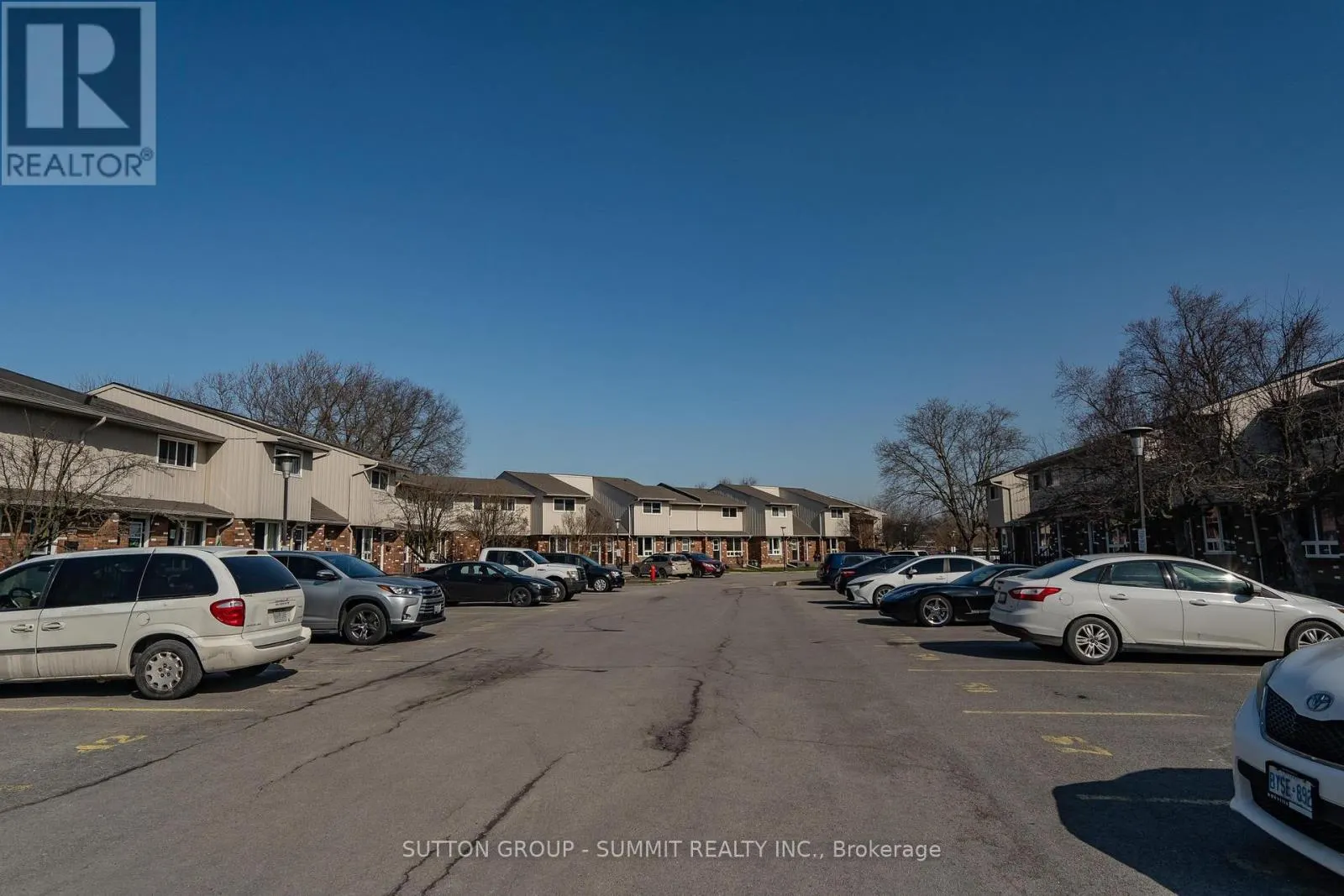 264 - 100 BROWNLEIGH AVENUE