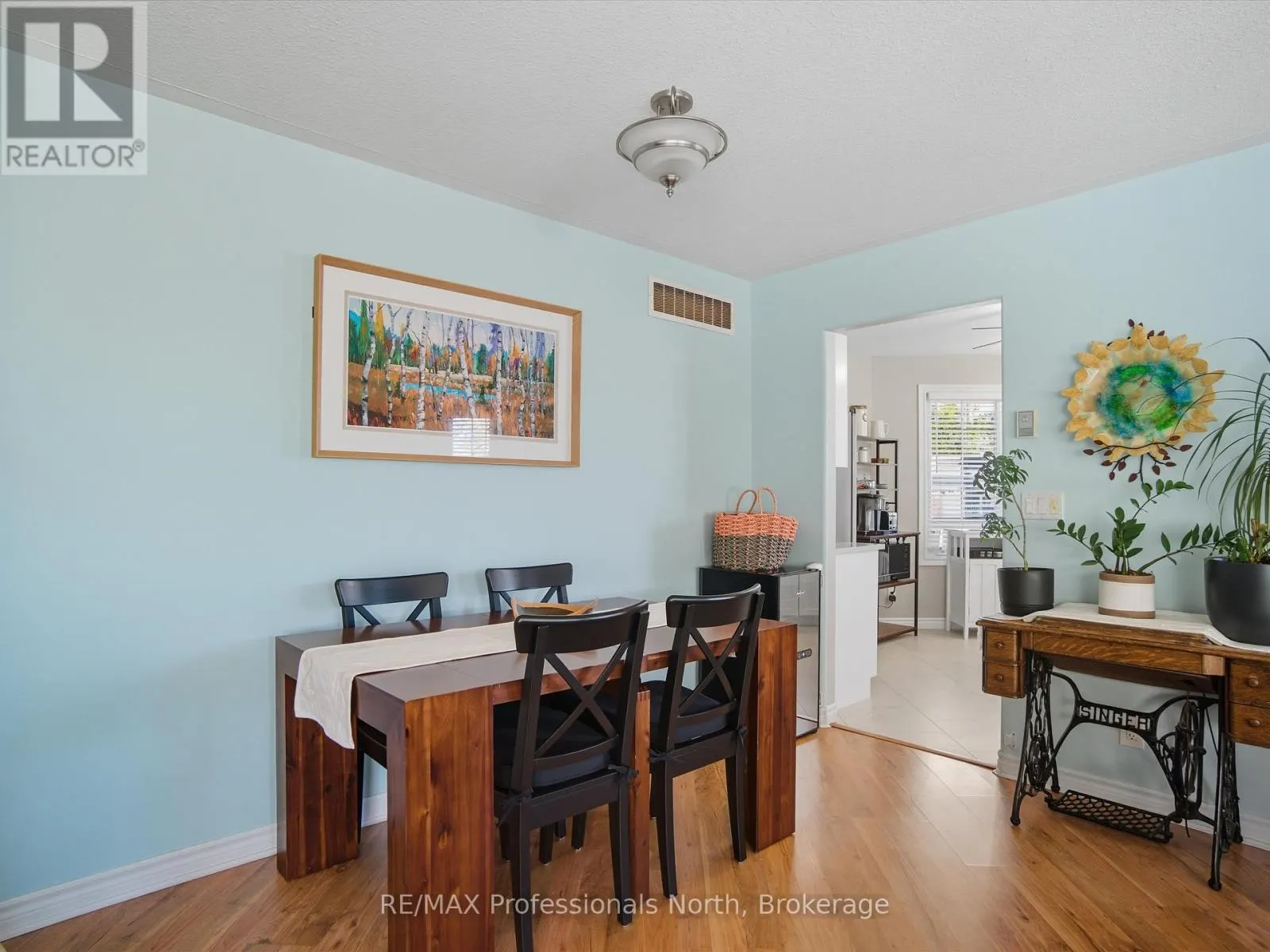 17 KEALL CRESCENT