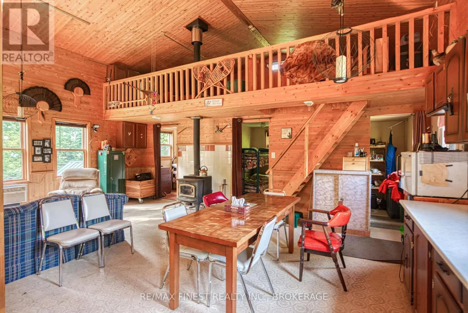 E 1/2 LOT 22 CONCESSION 9 PALMERSTON