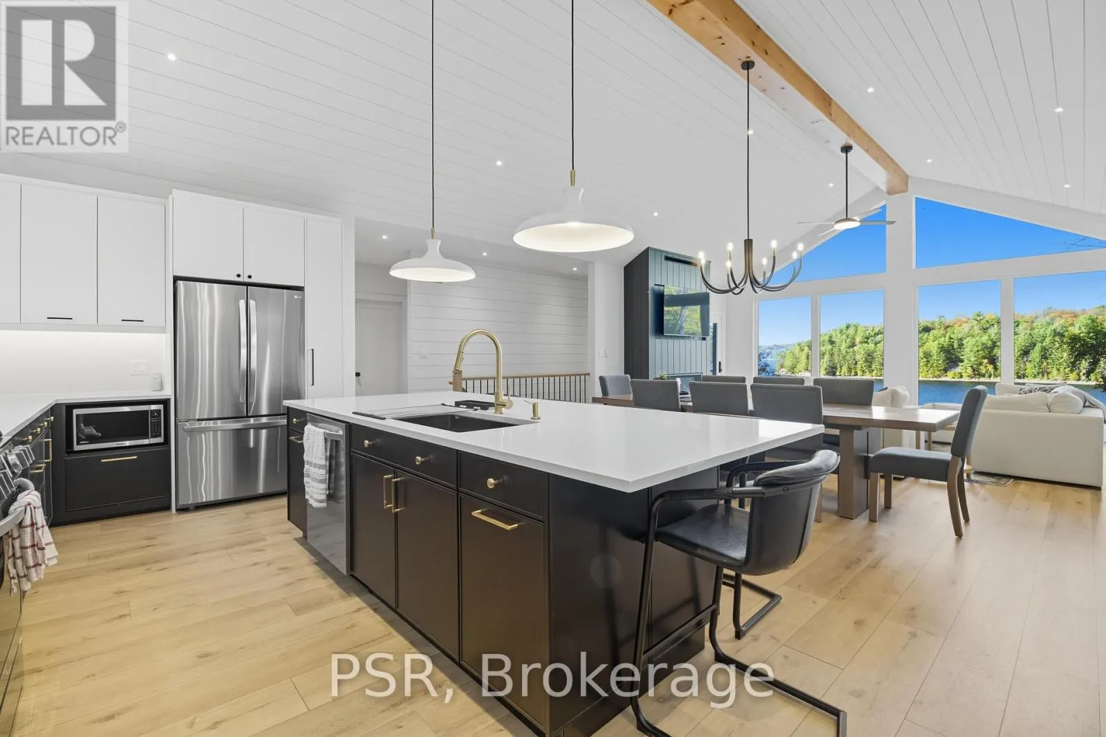 1399 BAYBREEZE LANE