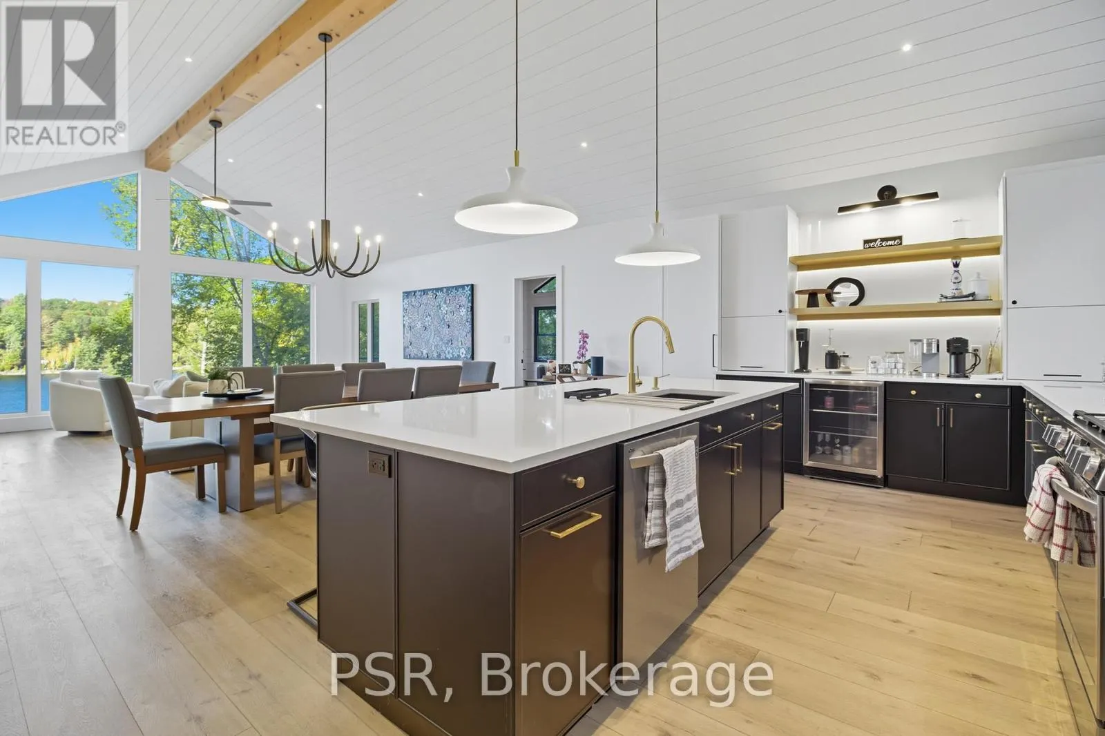 1399 BAYBREEZE LANE