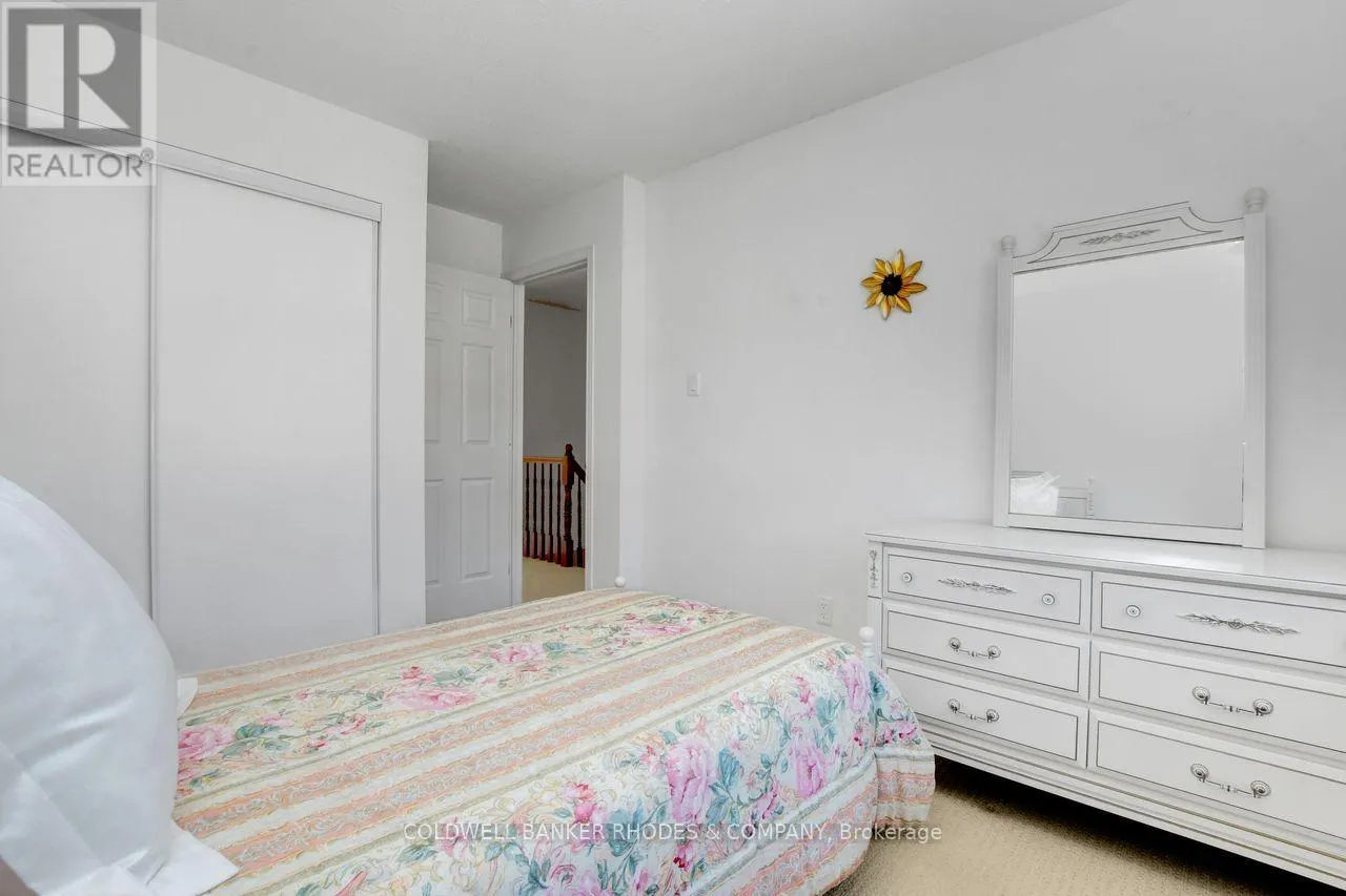 287 MACOUN CIRCLE