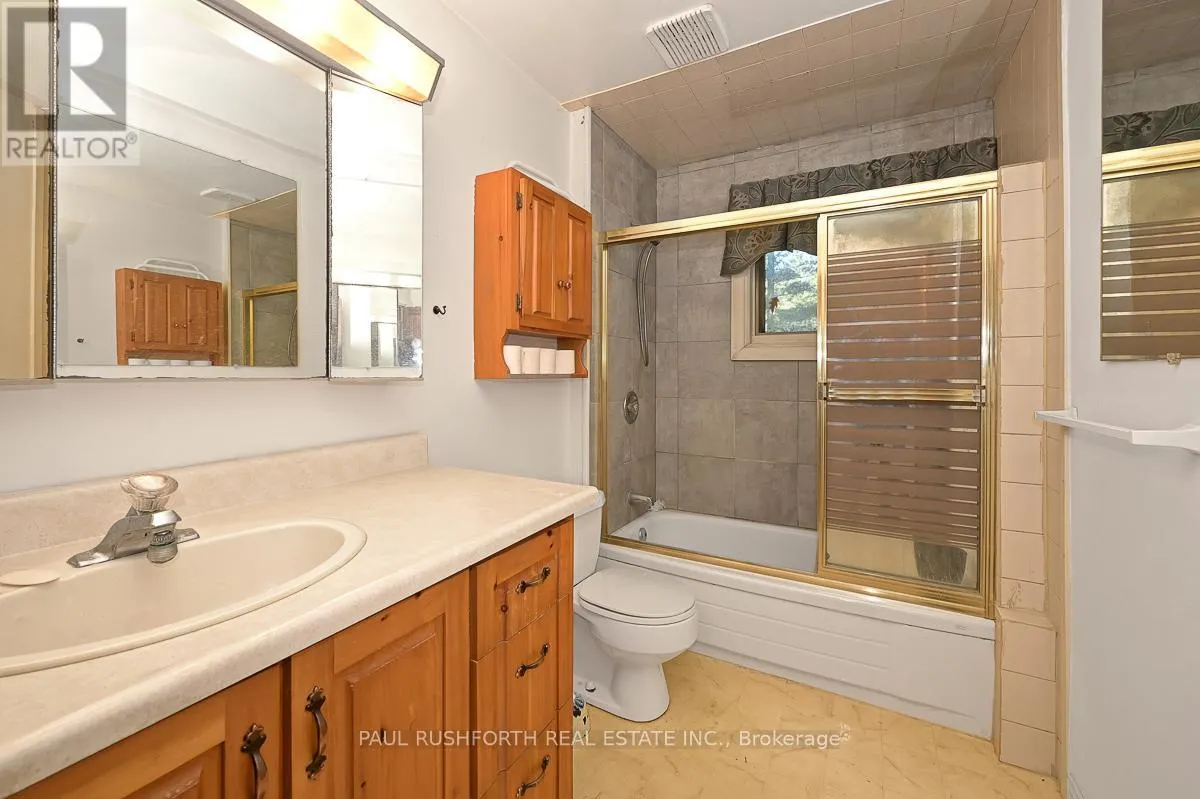 1283 BAYVIEW DRIVE