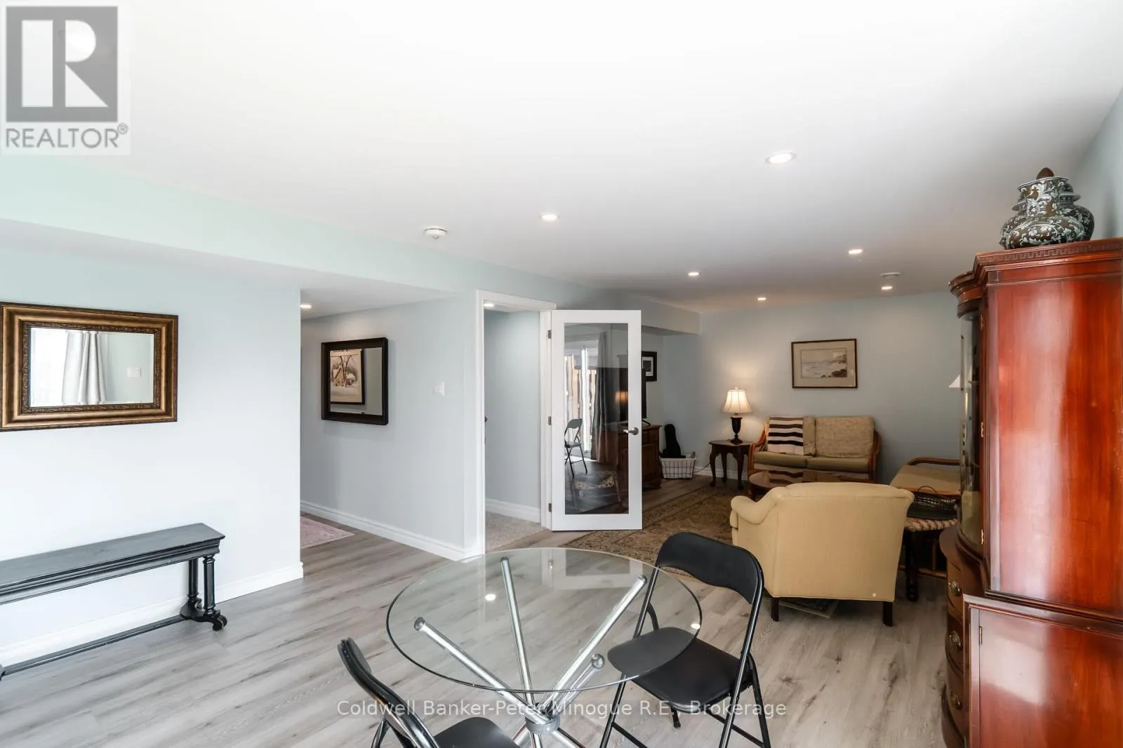 15 FRANK COURT