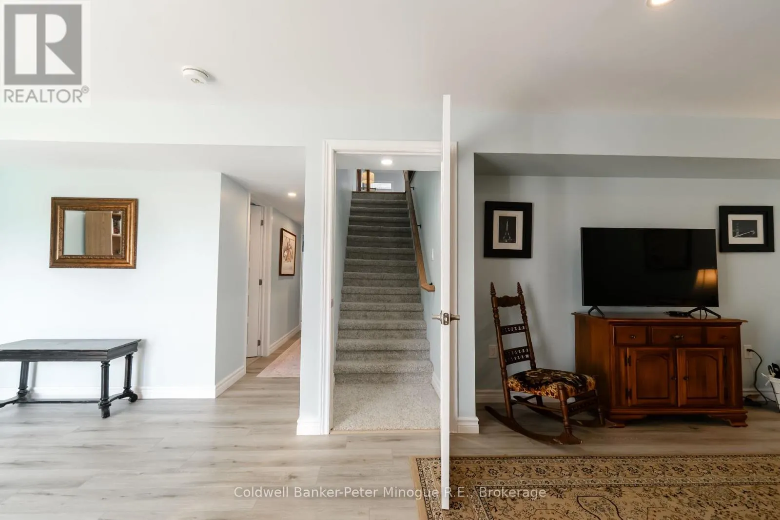 15 FRANK COURT