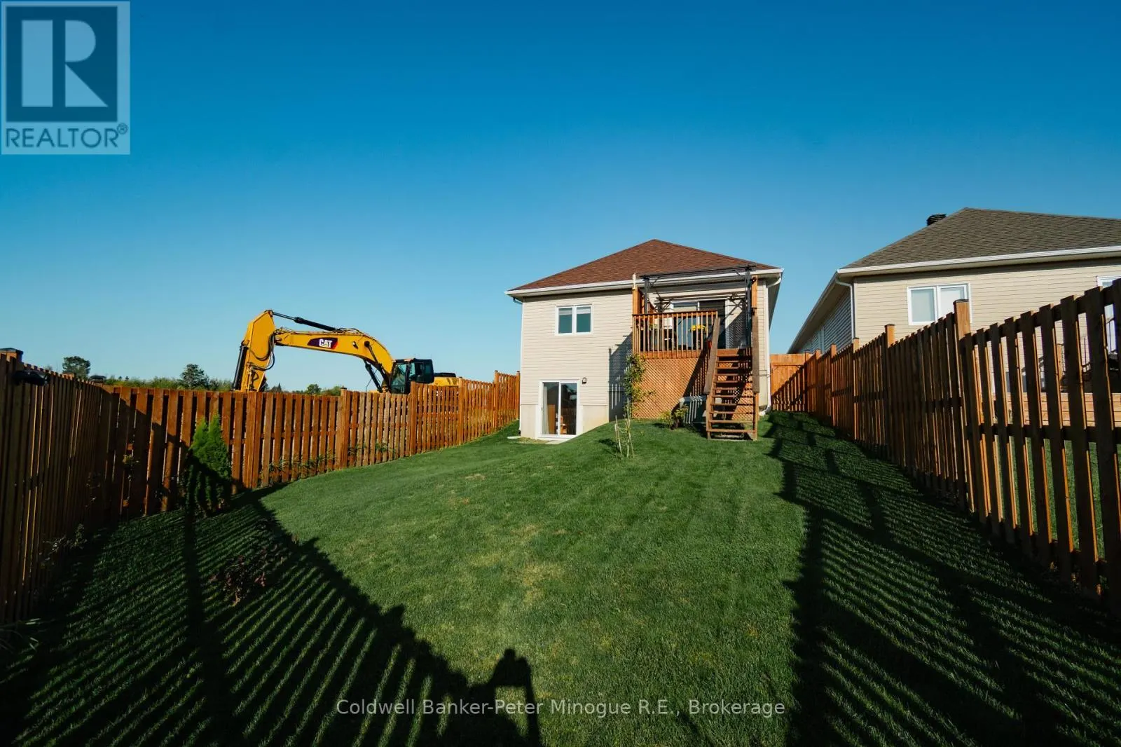 15 FRANK COURT