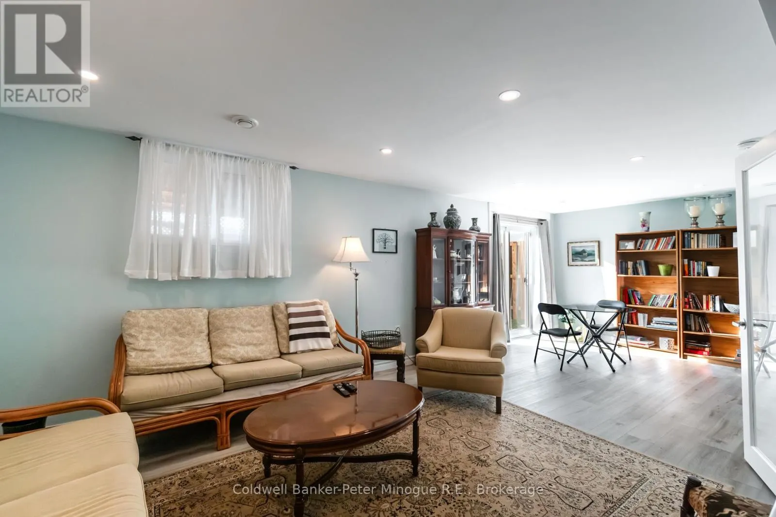 15 FRANK COURT