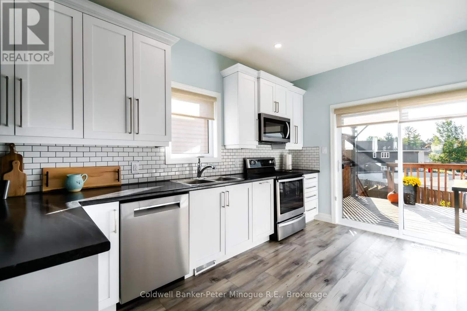 15 FRANK COURT