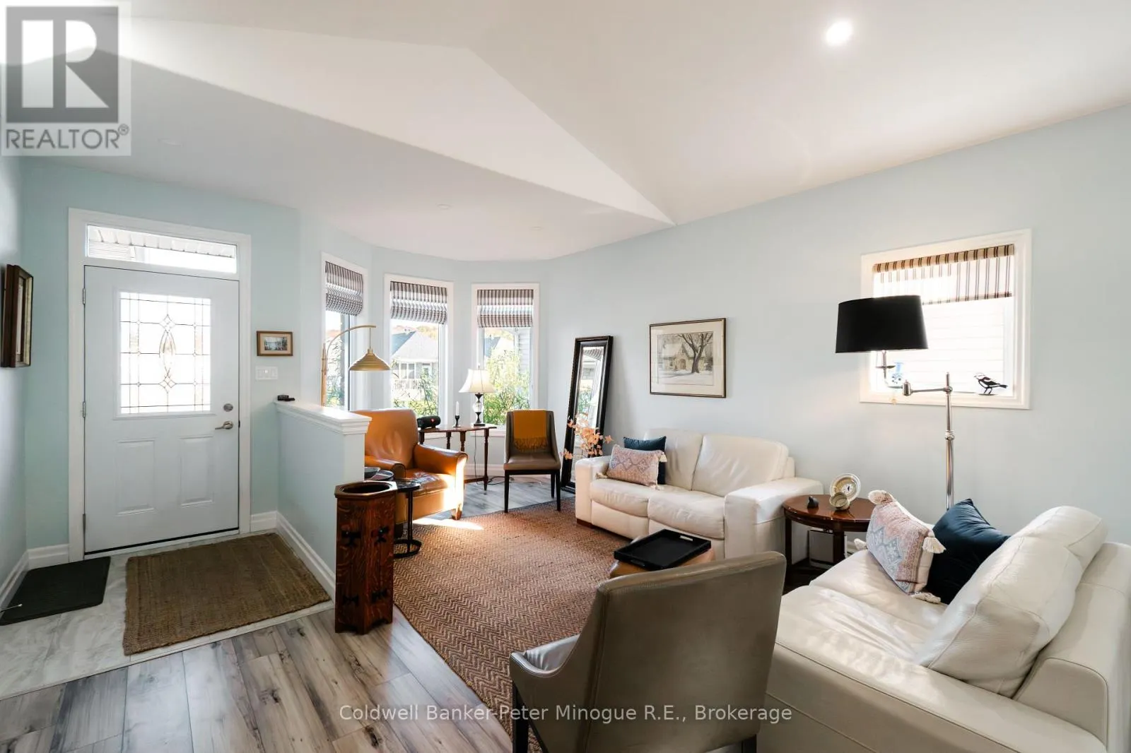 15 FRANK COURT