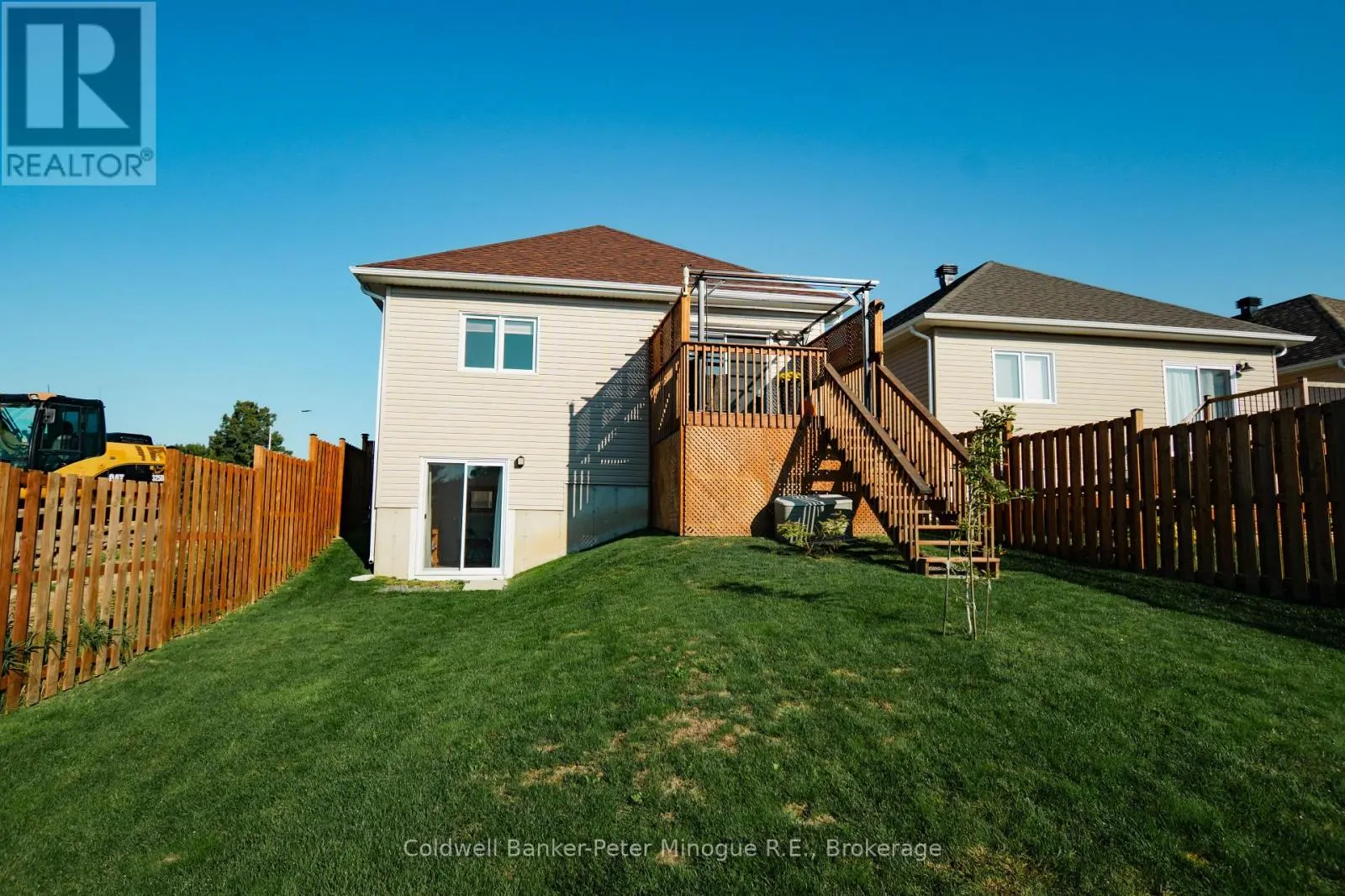 15 FRANK COURT