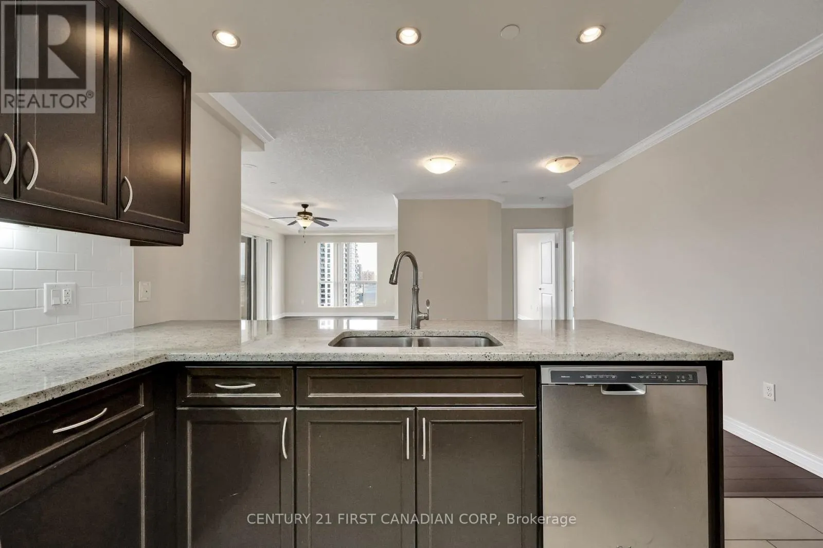 1503 - 330 RIDOUT STREET N, #1503