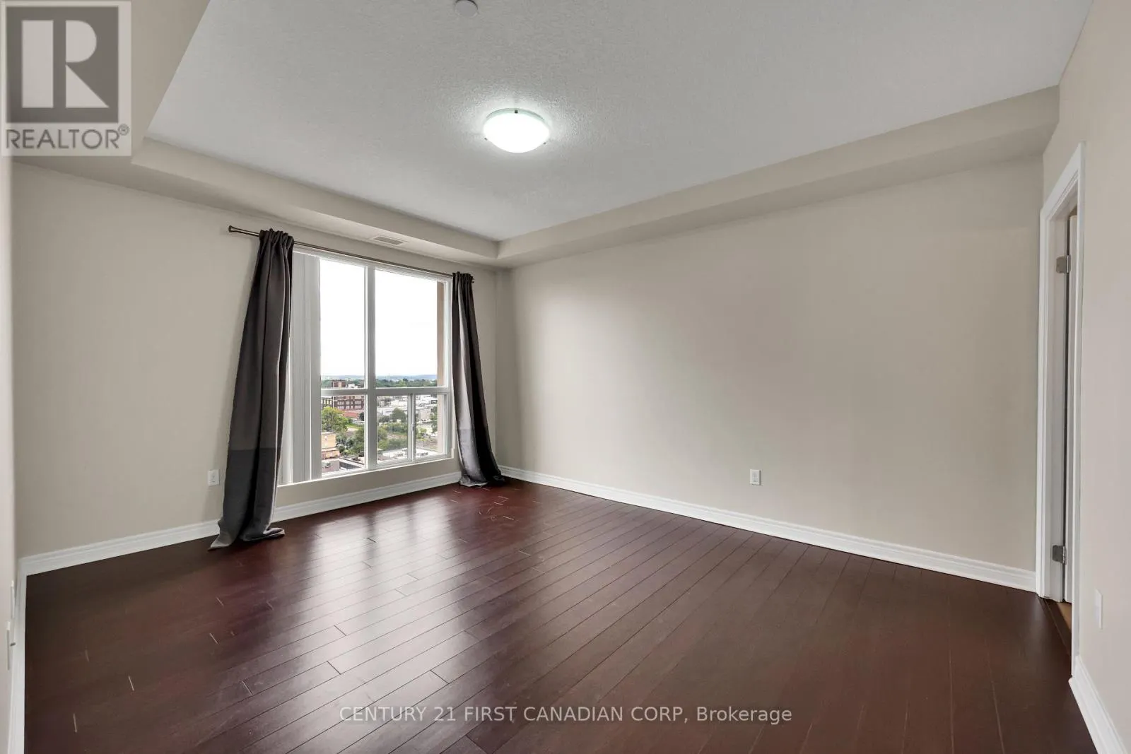 1503 - 330 RIDOUT STREET N, #1503