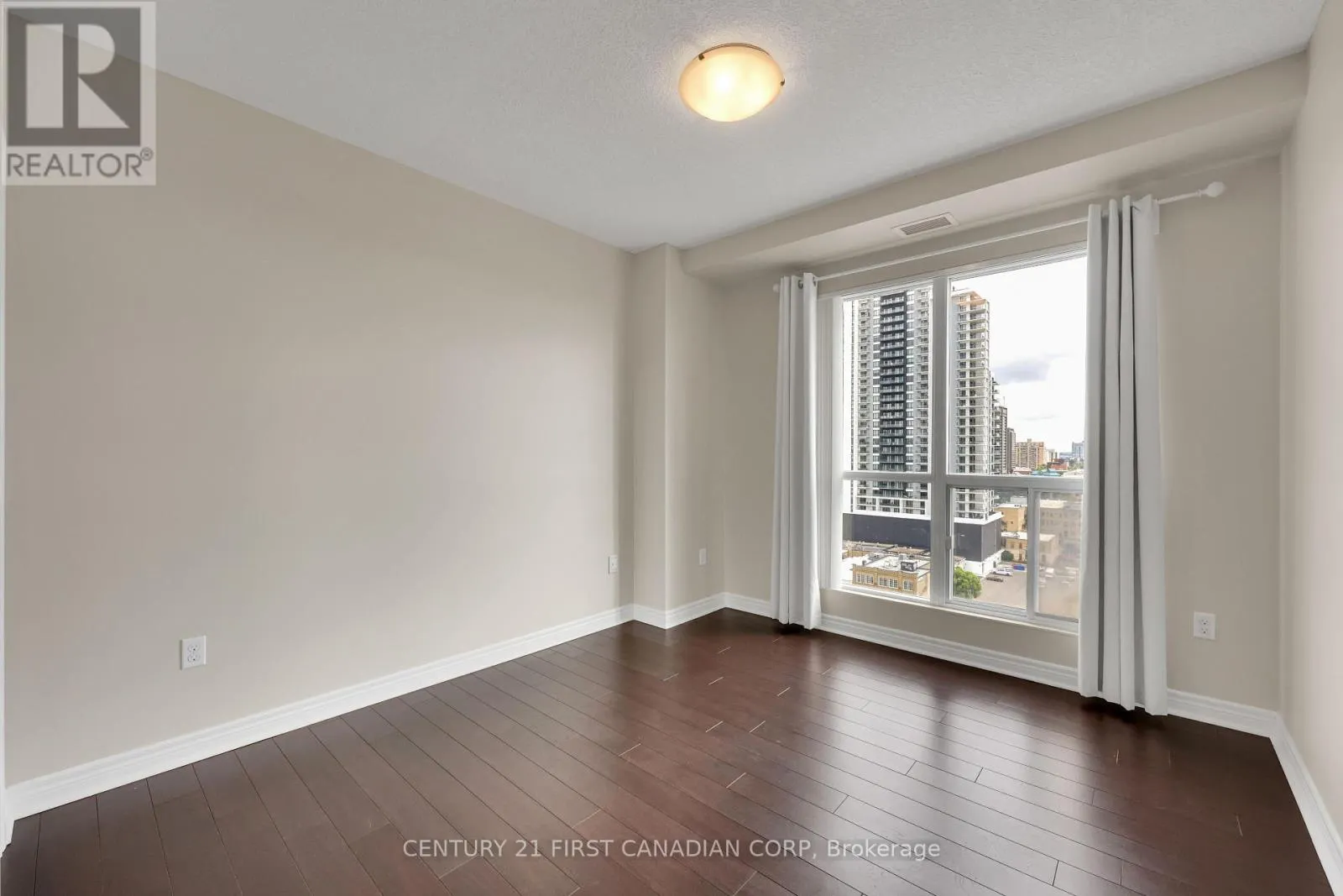 1503 - 330 RIDOUT STREET N, #1503