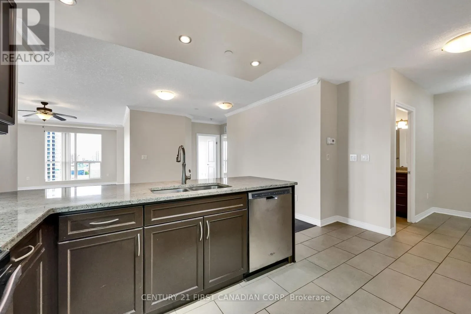 1503 - 330 RIDOUT STREET N, #1503