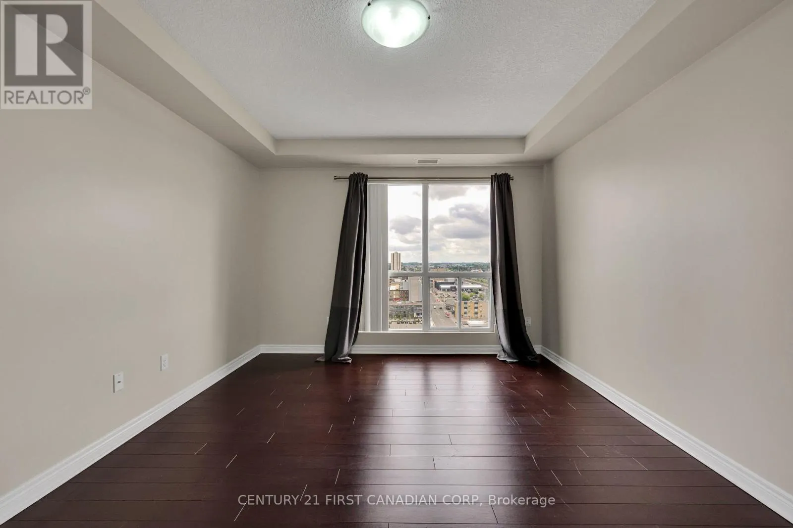 1503 - 330 RIDOUT STREET N, #1503