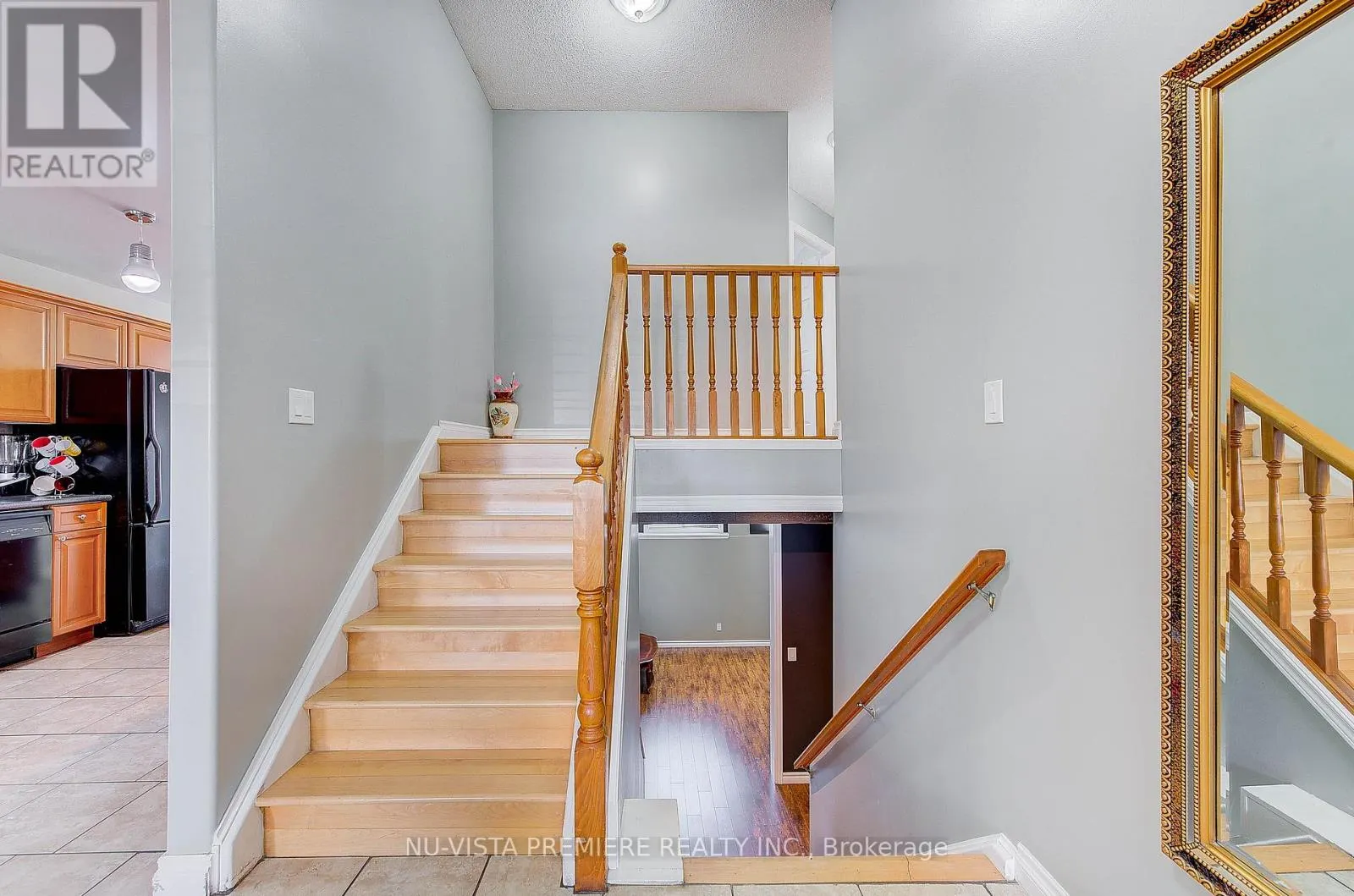 494 EXMOUTH CIRCLE