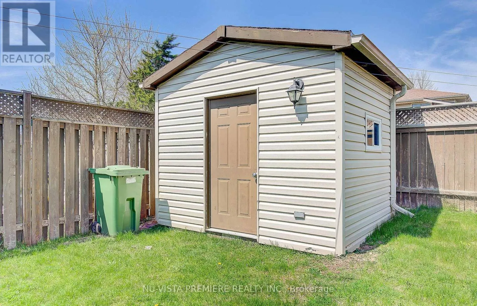 494 EXMOUTH CIRCLE