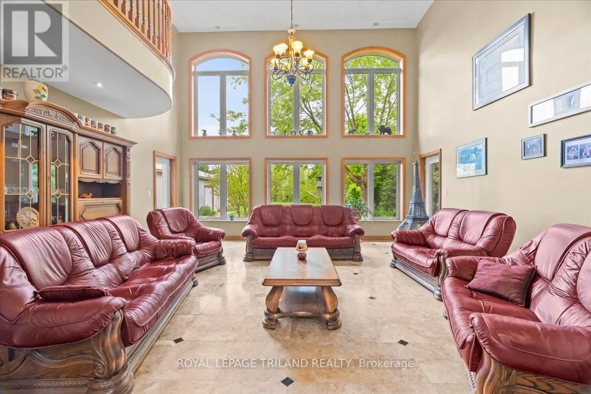 3115 NAPPERTON DRIVE
