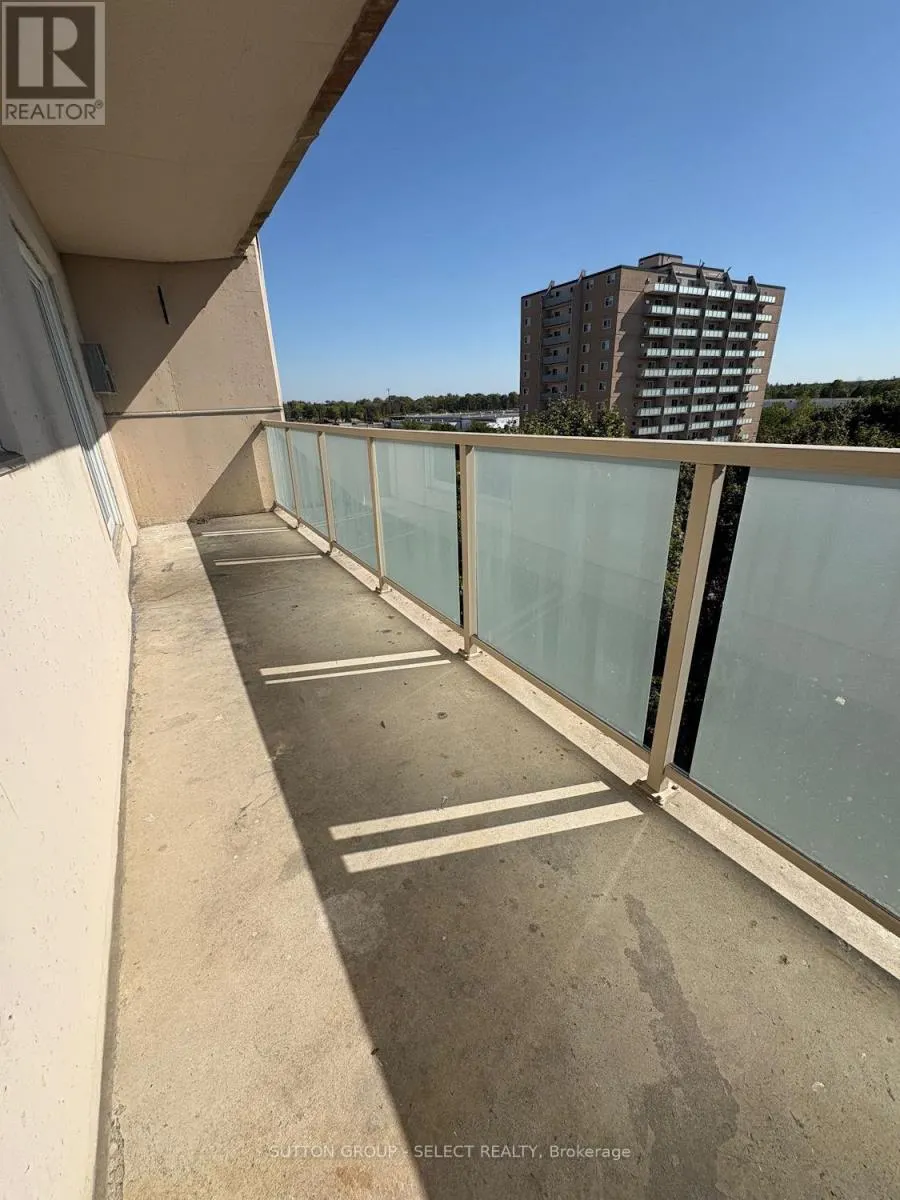 605 - 563 MORNINGTON AVENUE, #605