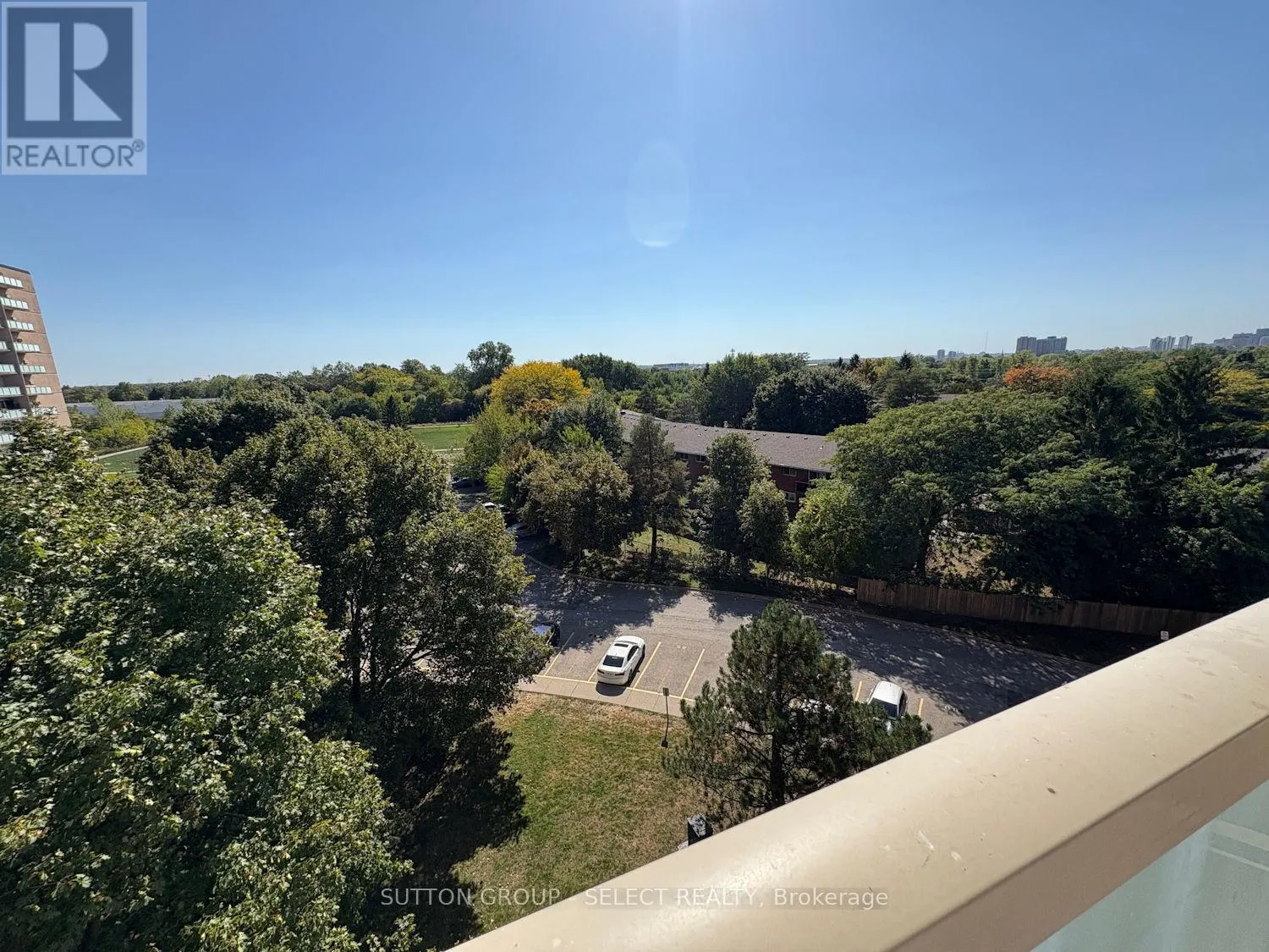 605 - 563 MORNINGTON AVENUE, #605