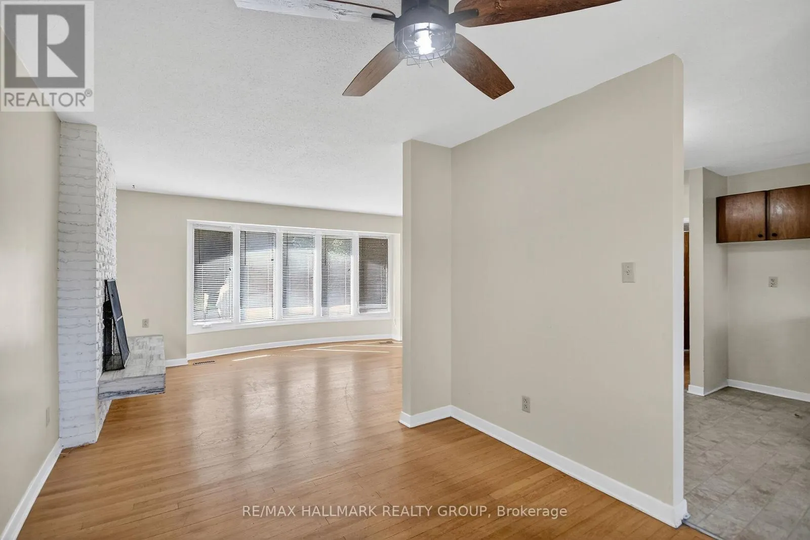 3 SUTTON PLACE