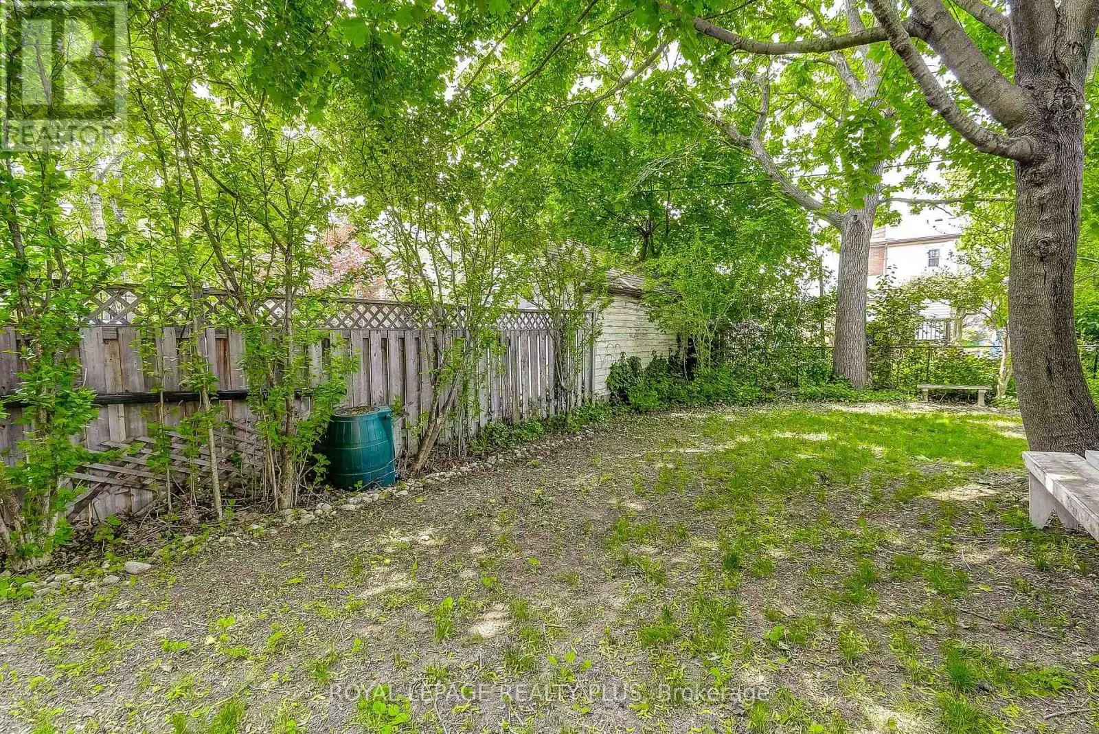 192 KENSINGTON AVENUE S