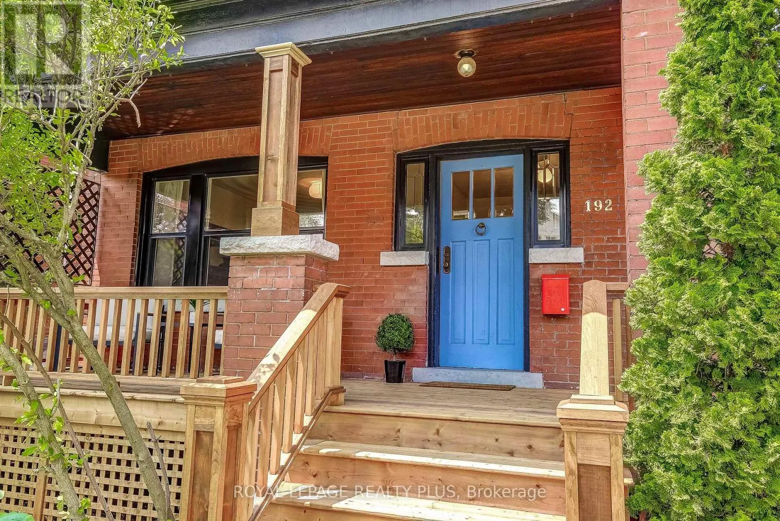 192 KENSINGTON AVENUE S